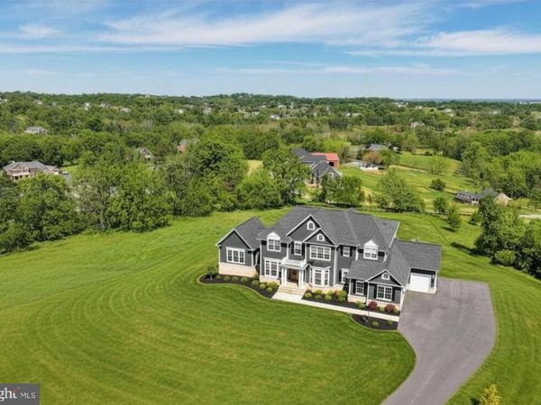 18030 MAINTREE FARM COURT, LEESBURG, VA 20175