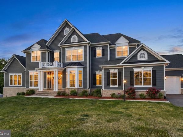 18030 MAINTREE FARM COURT, LEESBURG, VA 20175