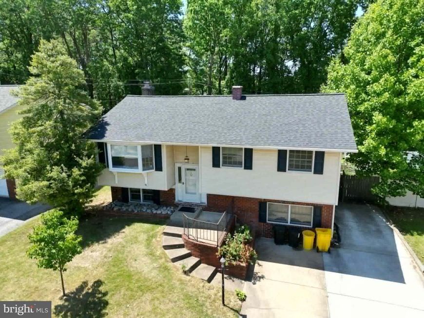 536 Crestpark Drive, Glen Burnie, MD 21061 Main Photo