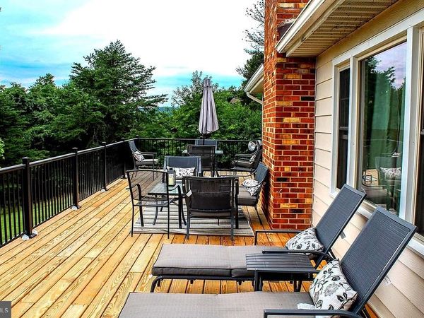 51 WINESAP COURT, LINDEN, VA 22642