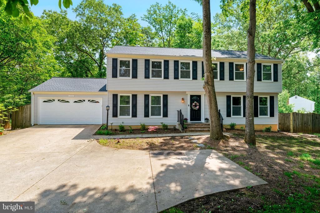 15919 FAIRWAY DRIVE, DUMFRIES, VA 22025