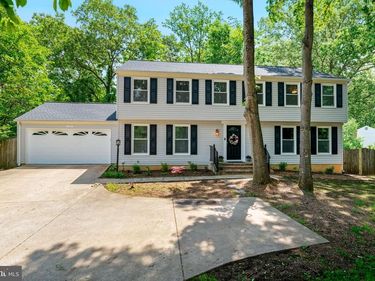 15919 FAIRWAY DRIVE, DUMFRIES, VA 22025