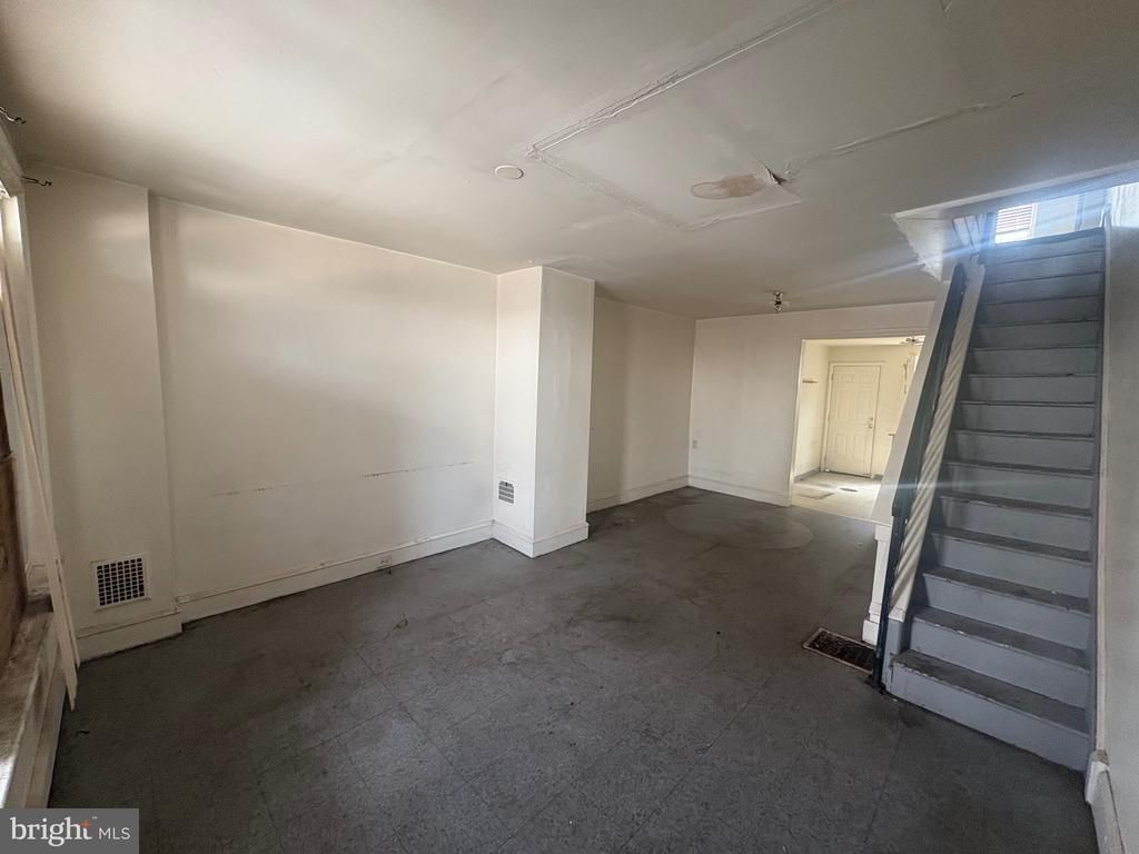 1449 S Etting Street, Philadelphia, PA 19146 Main Photo