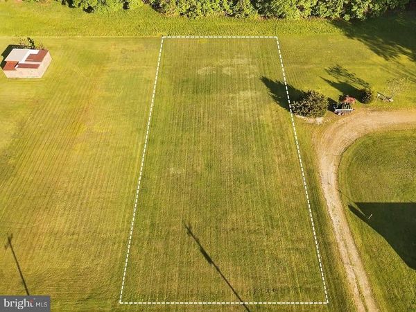 667 BRICKYARD ROAD , NEW OXFORD, PA 17350