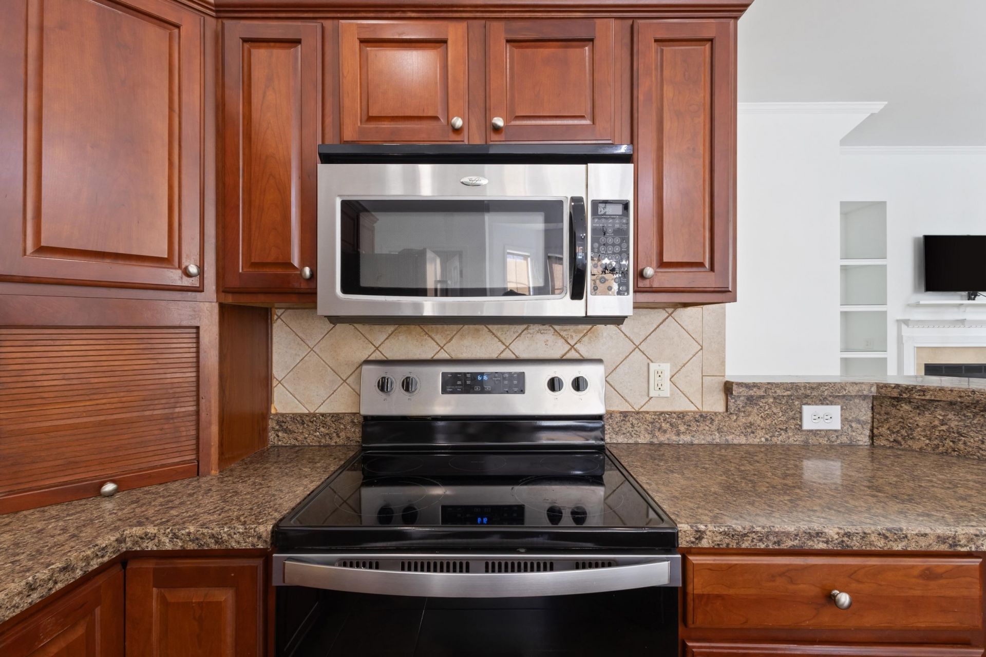 3425 Picket Fence Ln. Photo 15