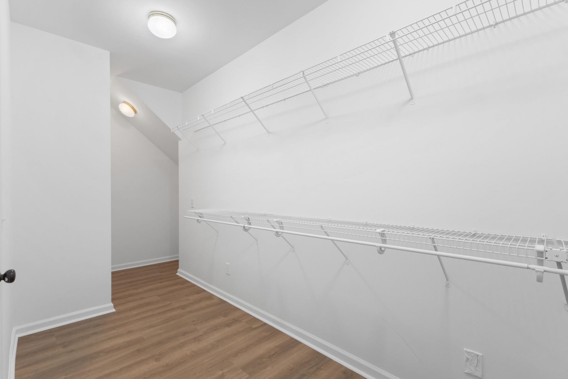 3425 Picket Fence Ln. Photo 32