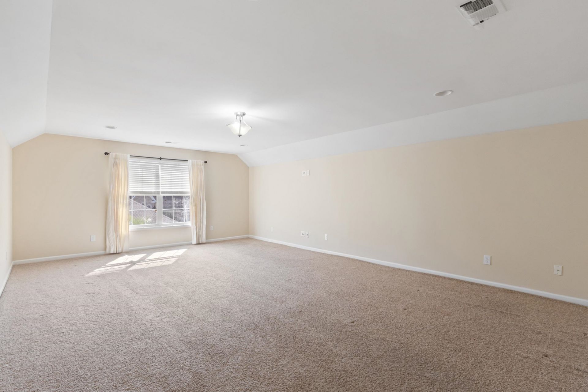 3425 Picket Fence Ln. Photo 36
