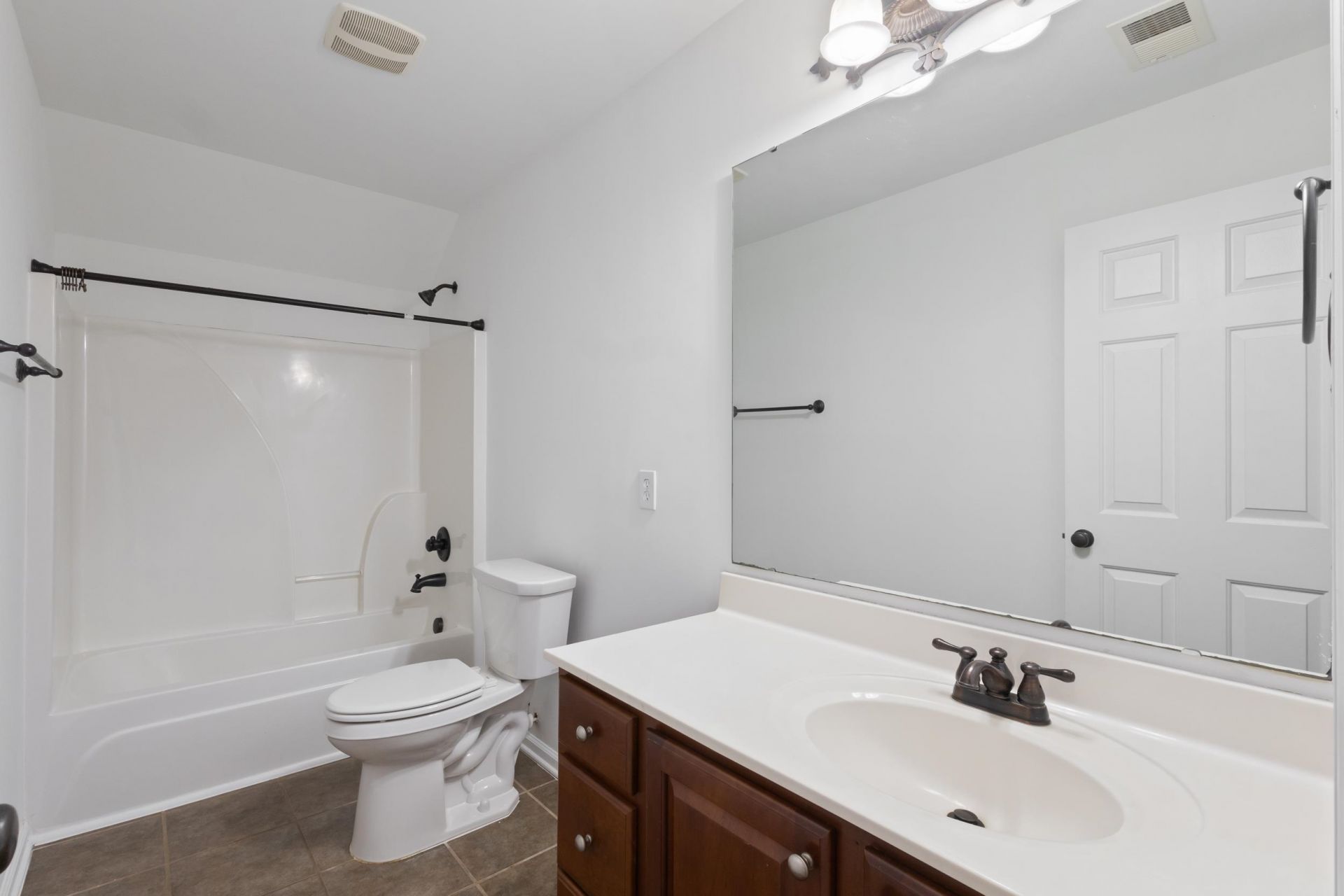 3425 Picket Fence Ln. Photo 38