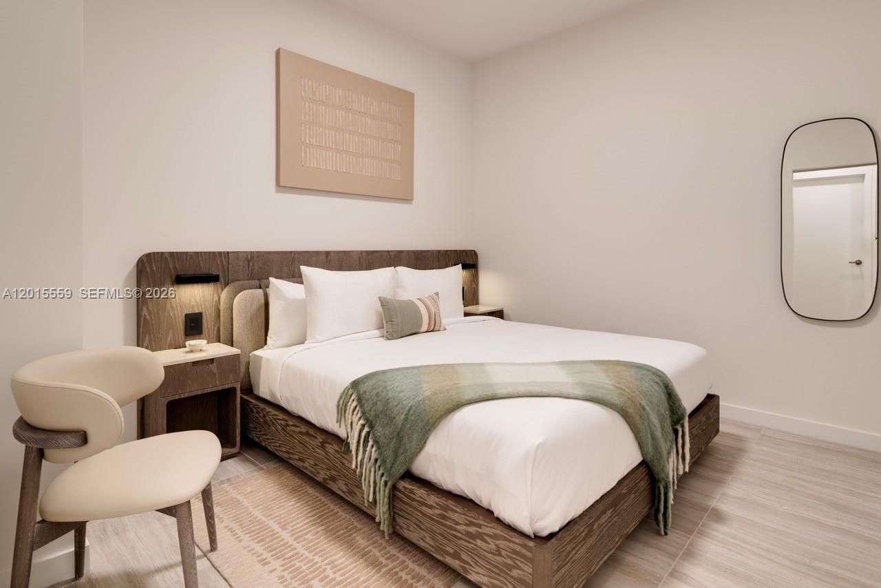 580 72nd St , Unit 1112, Miami Beach, FL 33141 Photo