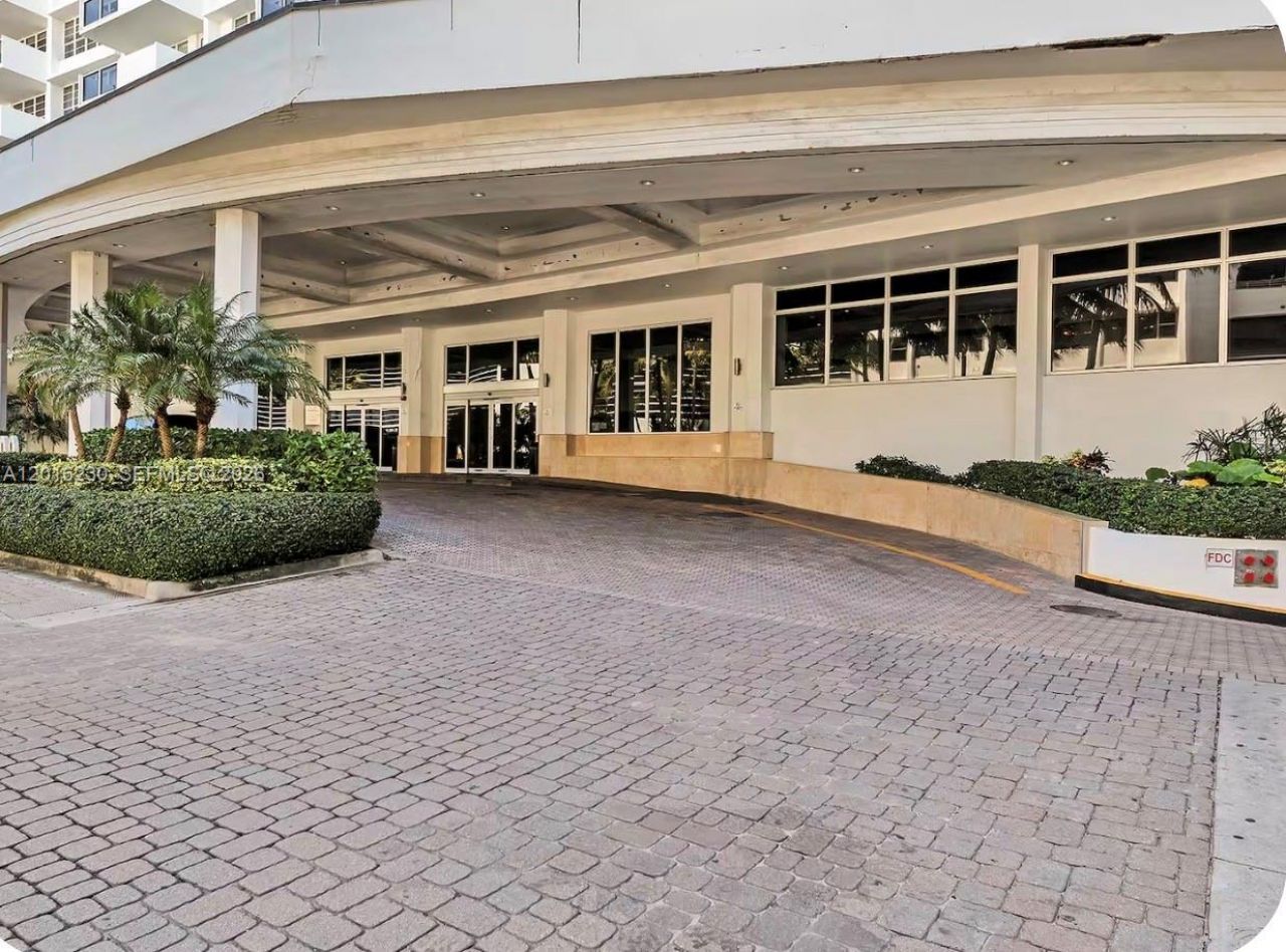 100 Lincoln Rd , Unit 1641, Miami Beach, FL 33139 Photo