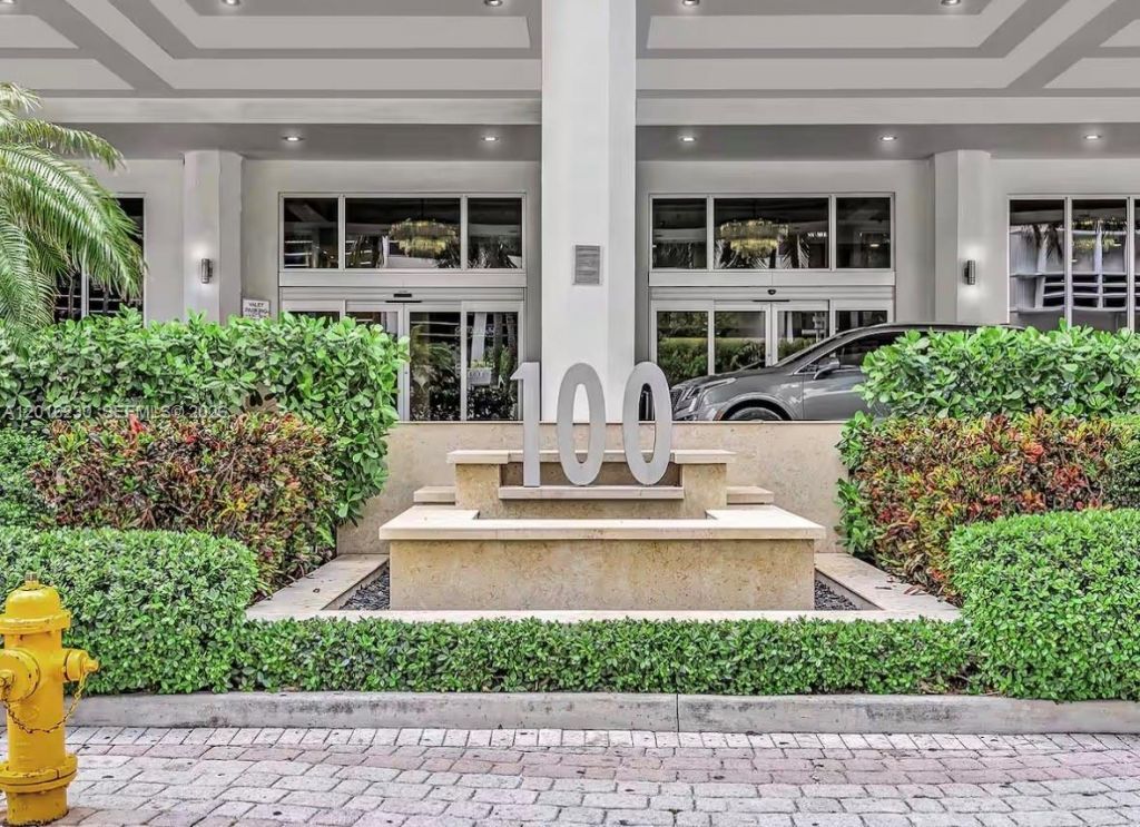 100 Lincoln Rd , Unit 1641, Miami Beach, FL 33139 Photo
