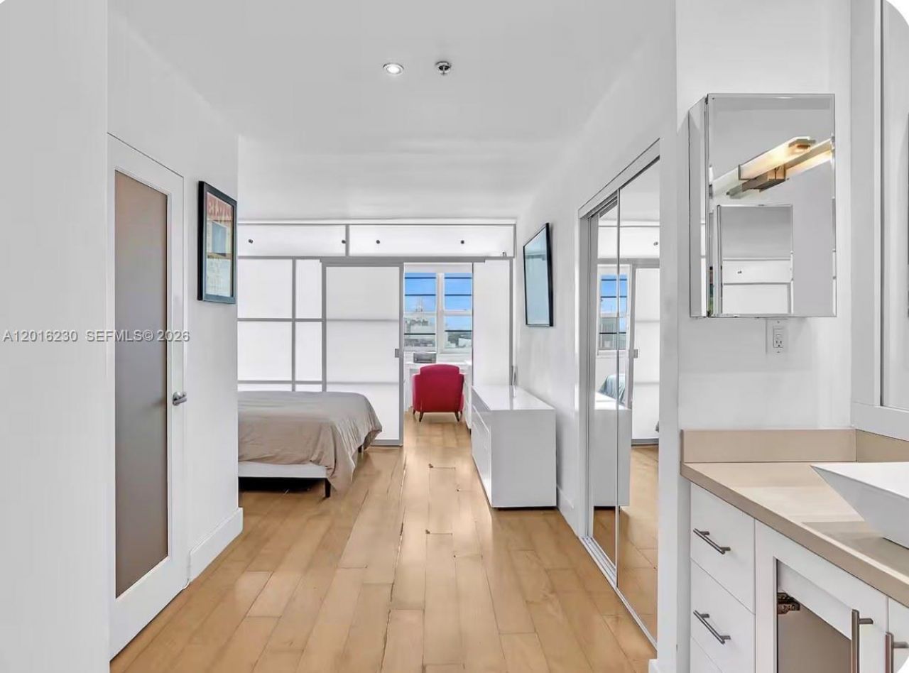 100 Lincoln Rd , Unit 1641, Miami Beach, FL 33139 Photo