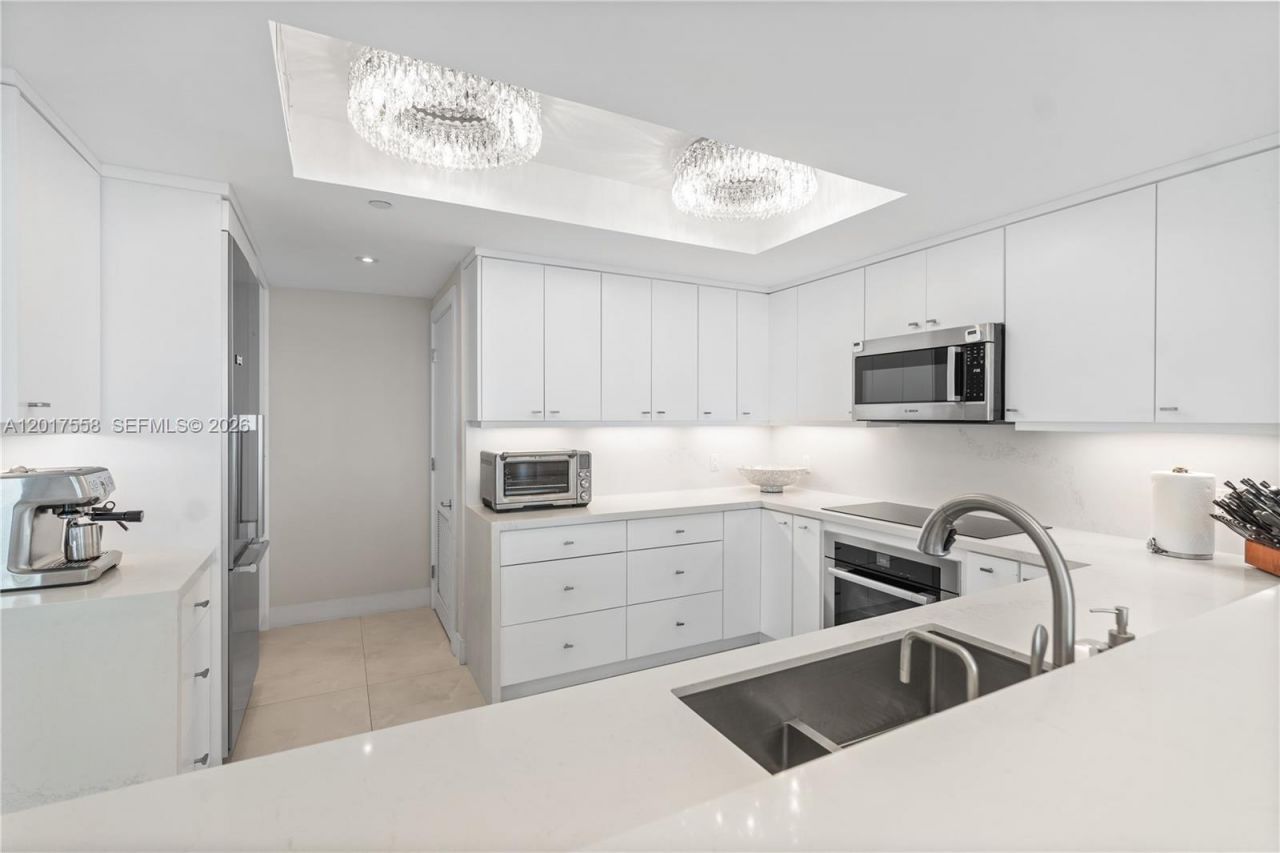3350 SW 27th Ave, Unit 1802, Coconut Grove, FL 33133 Photo