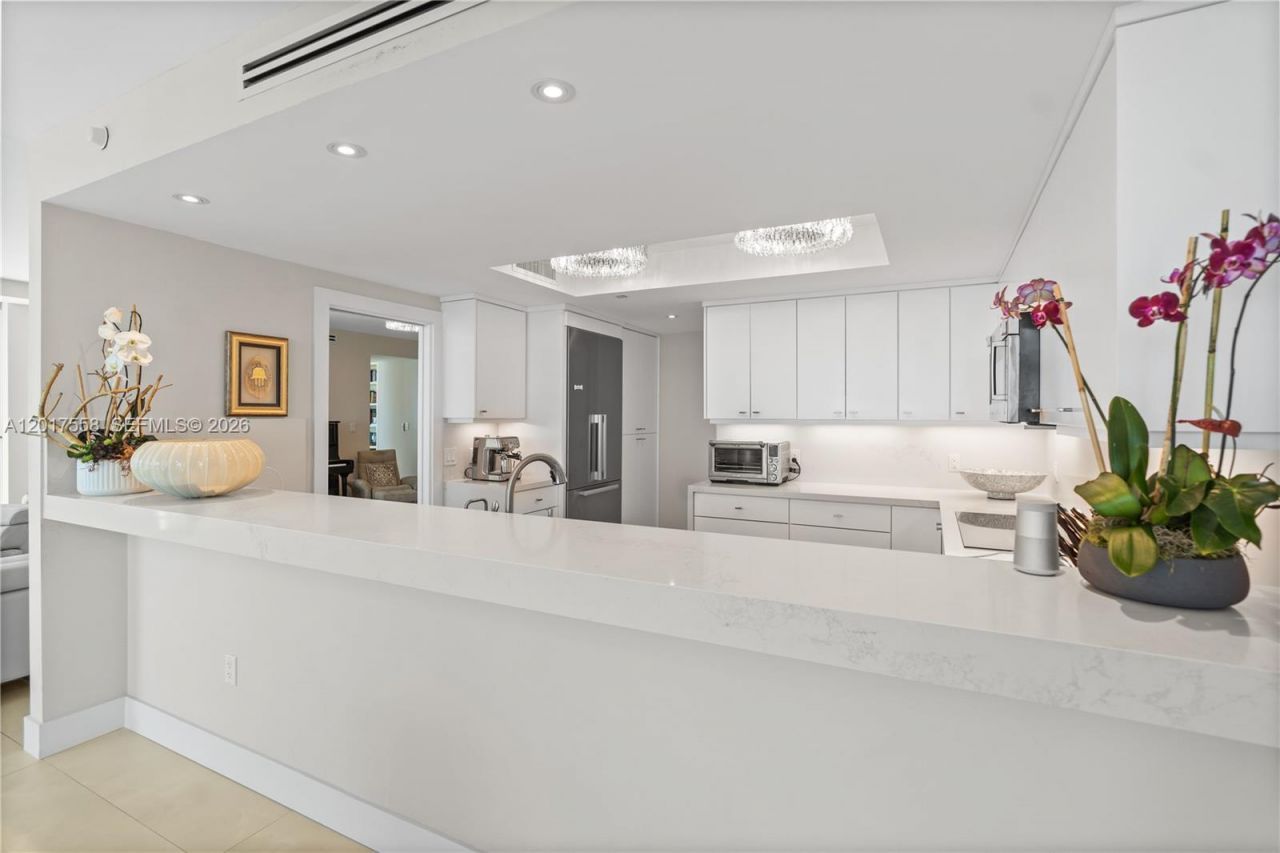 3350 SW 27th Ave, Unit 1802, Coconut Grove, FL 33133 Photo