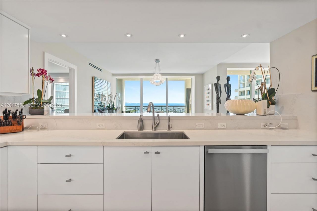 3350 SW 27th Ave, Unit 1802, Coconut Grove, FL 33133 Photo