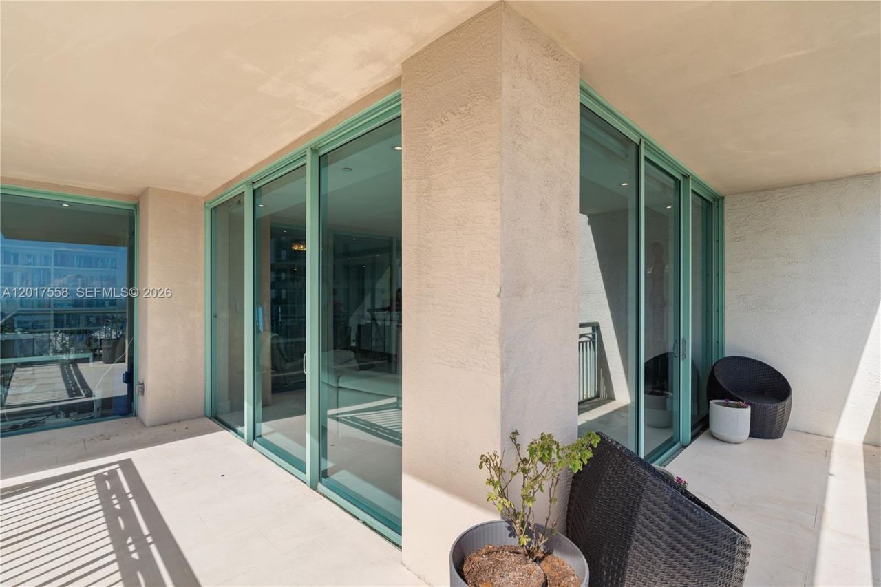 3350 SW 27th Ave, Unit 1802, Coconut Grove, FL 33133 Photo