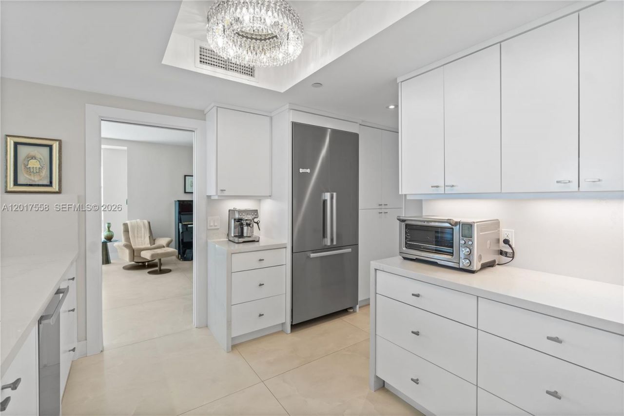 3350 SW 27th Ave, Unit 1802, Coconut Grove, FL 33133 Photo
