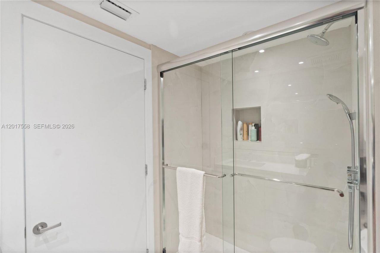 3350 SW 27th Ave, Unit 1802, Coconut Grove, FL 33133 Photo