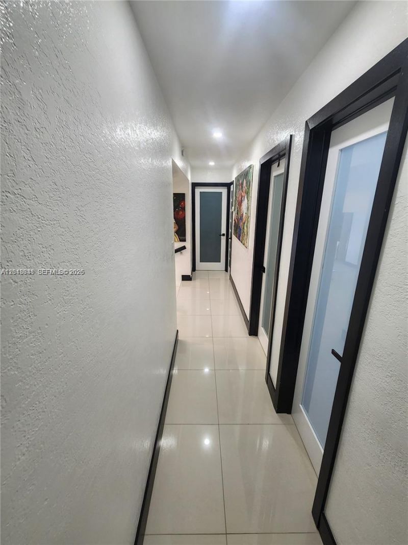 3617 NW 37th St , Lauderdale Lakes, FL 33309 Photo