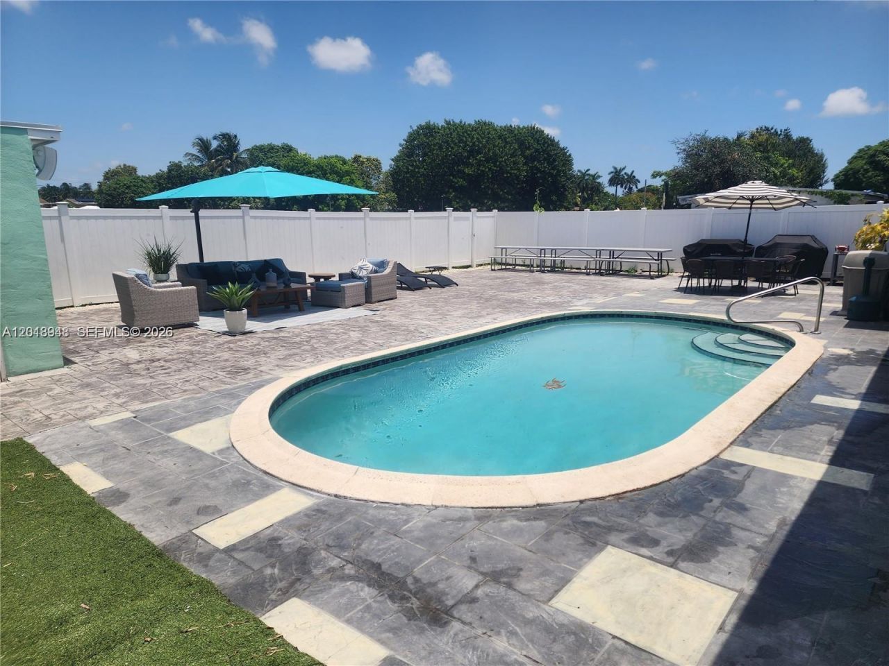 3617 NW 37th St , Lauderdale Lakes, FL 33309 Photo