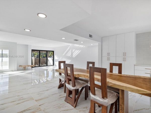 16449 NE 26th Ave , Unit 16, North Miami Beach, FL 33160