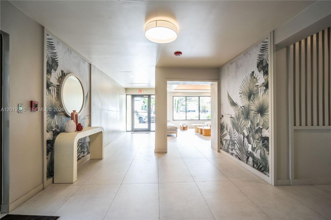 6960 Rue Vendome, Unit 201, Miami Beach, FL 33141 Photo