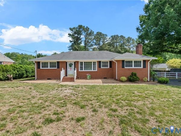 4417 Dudley Drive , Chester, VA 23831