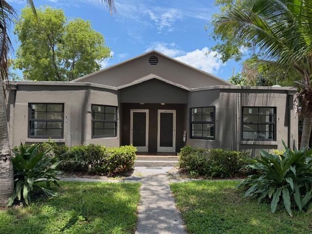521 48th Street, West Palm Beach, FL 33407 Photo