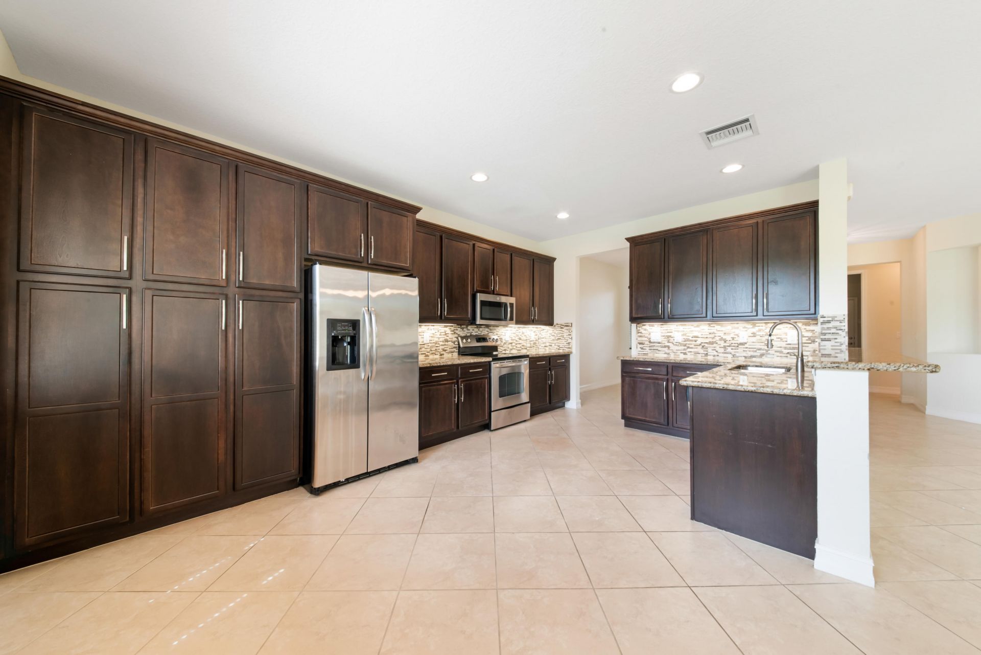 8268 Calabria Lakes Drive, Boynton Beach, FL 33473 Photo