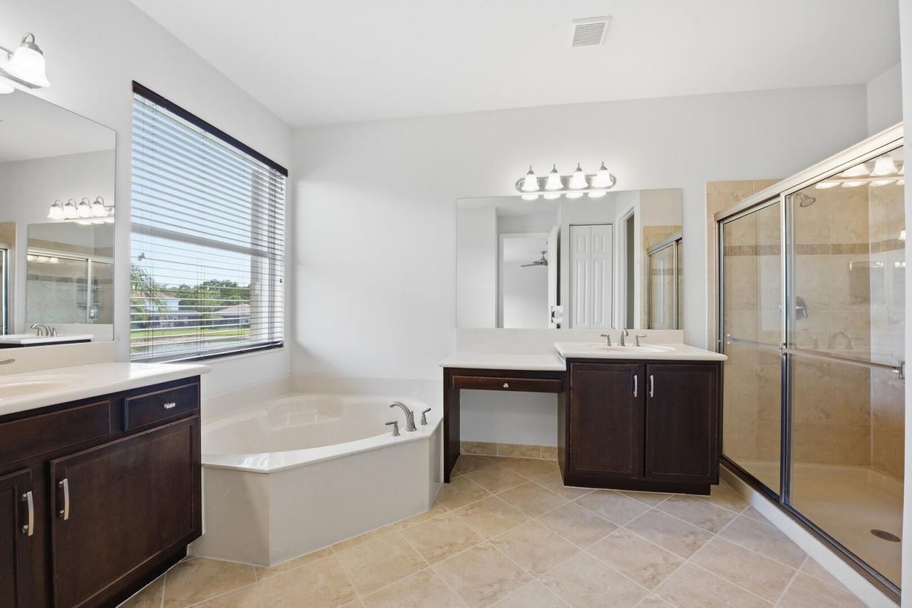 8268 Calabria Lakes Drive, Boynton Beach, FL 33473 Photo