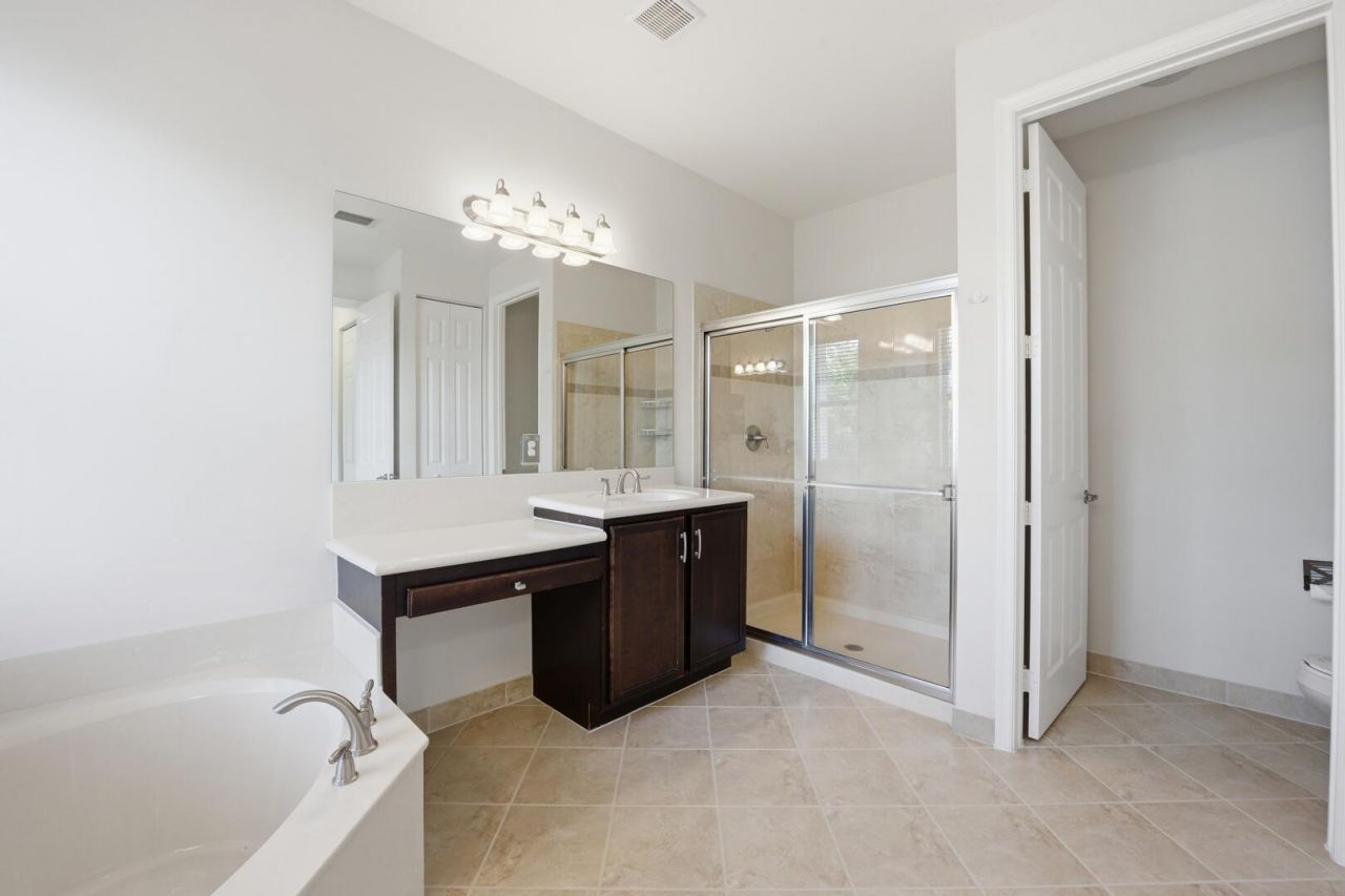 8268 Calabria Lakes Drive, Boynton Beach, FL 33473 Photo