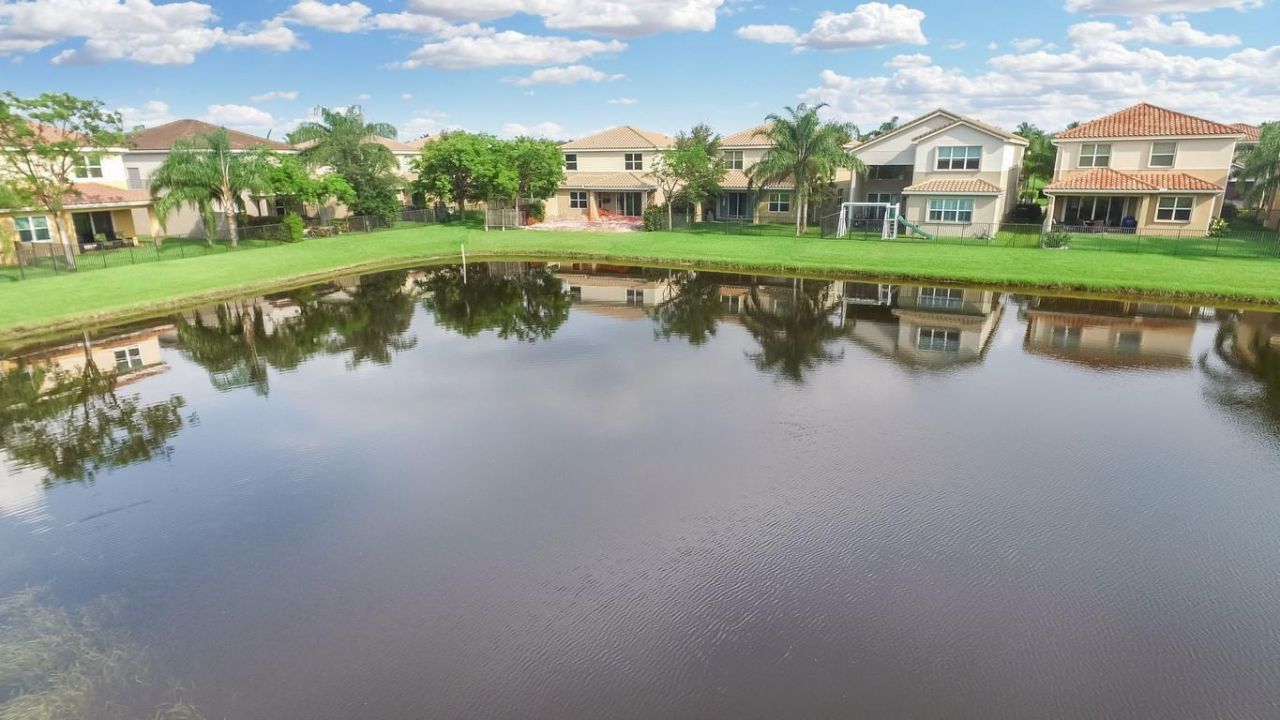 8268 Calabria Lakes Drive, Boynton Beach, FL 33473 Photo