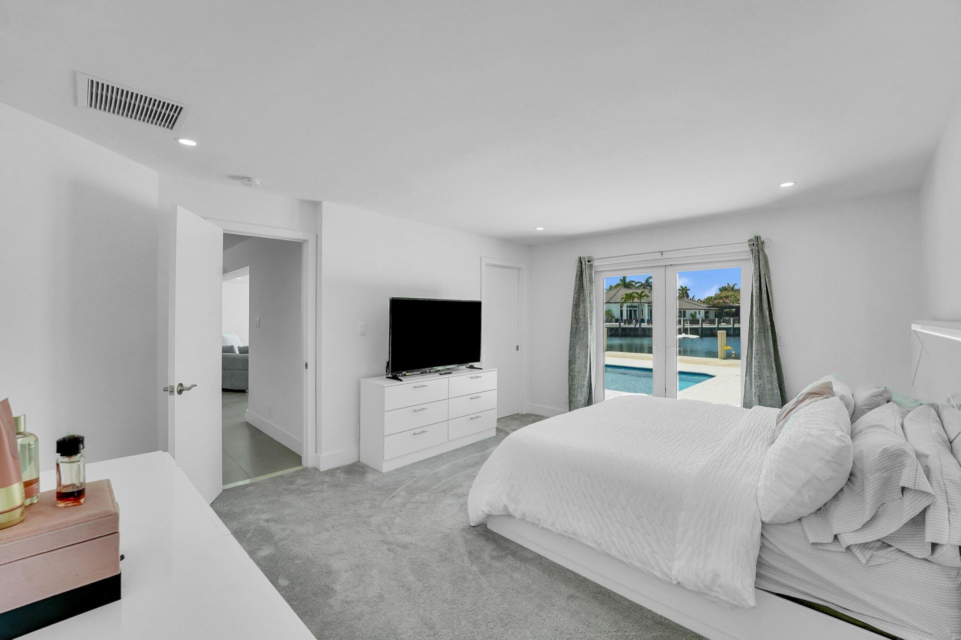 3431 NE 26th Avenue, Lighthouse Point, FL 33064 Photo