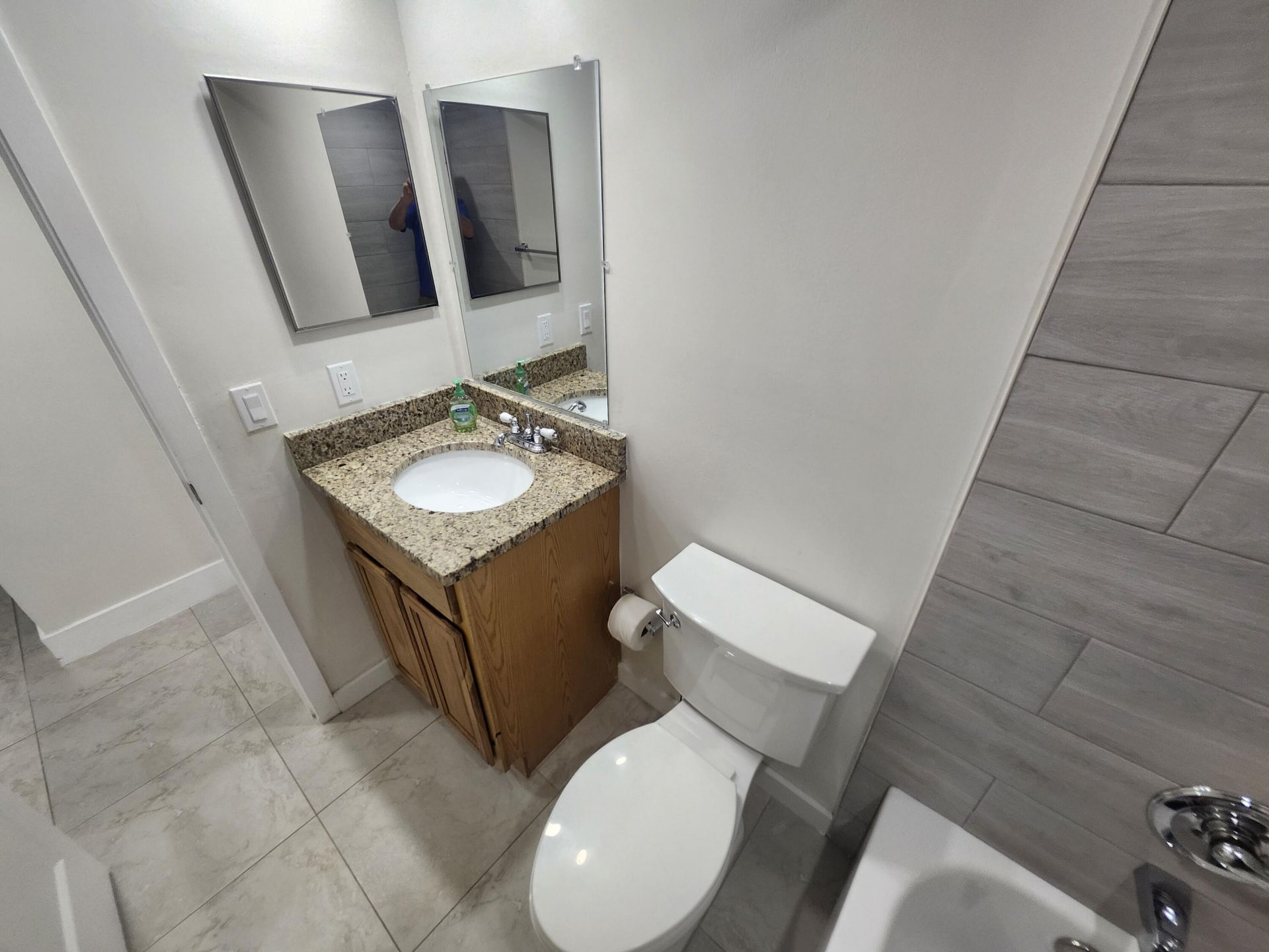3470 Foxcroft Road, Unit 207, Miramar, FL 33025 Photo