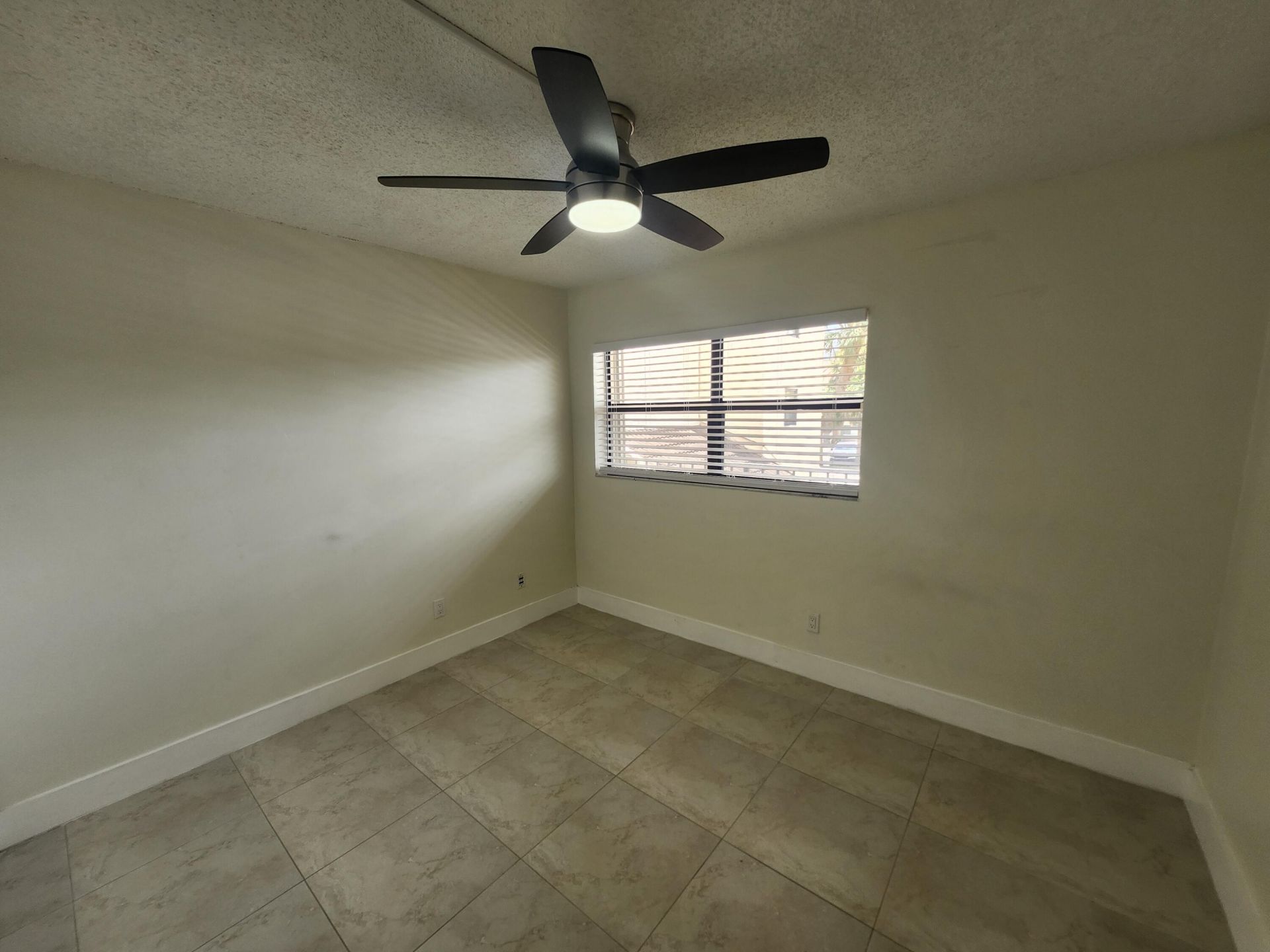 3470 Foxcroft Road, Unit 207, Miramar, FL 33025 Photo