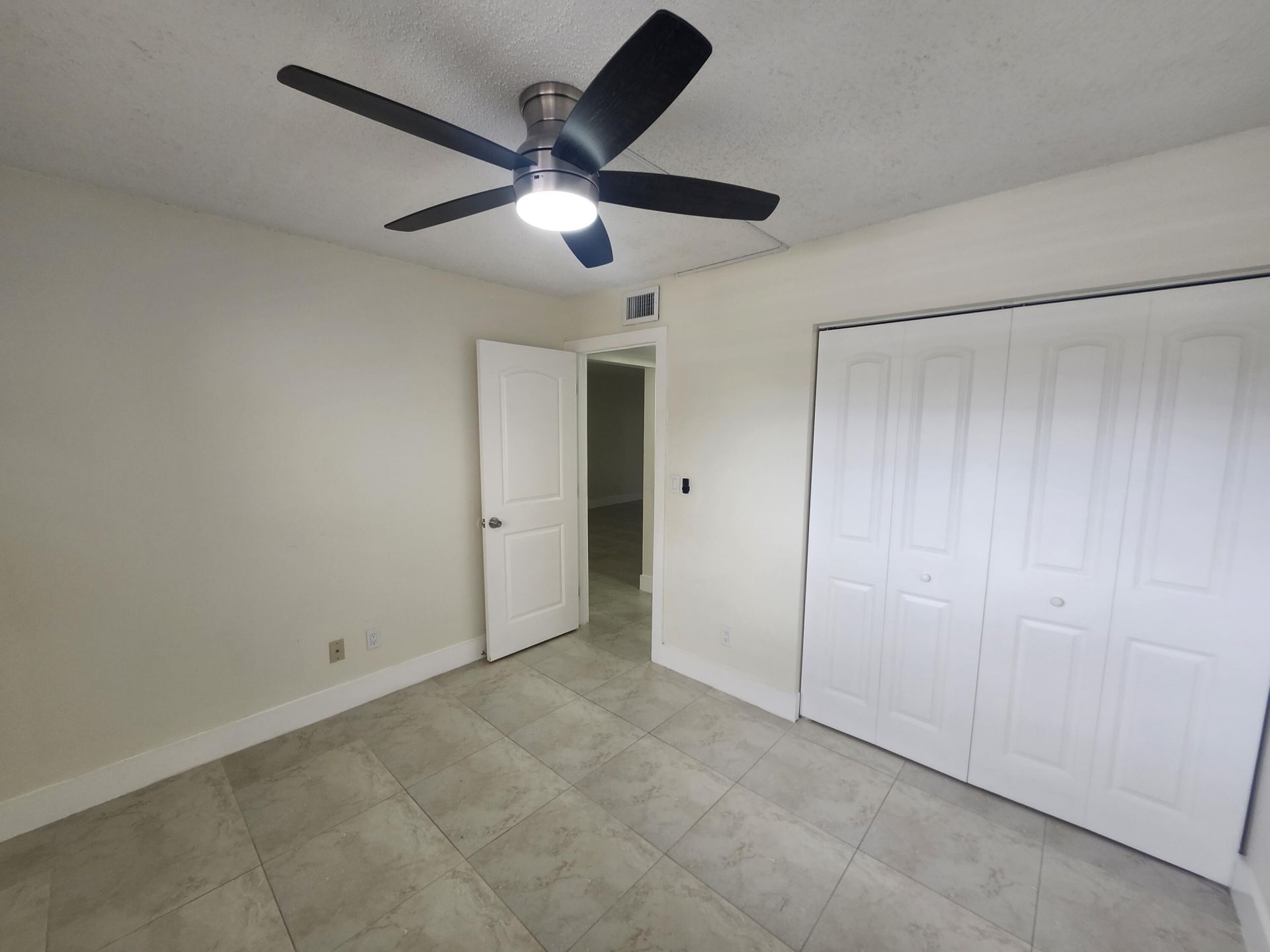 3470 Foxcroft Road, Unit 207, Miramar, FL 33025 Photo