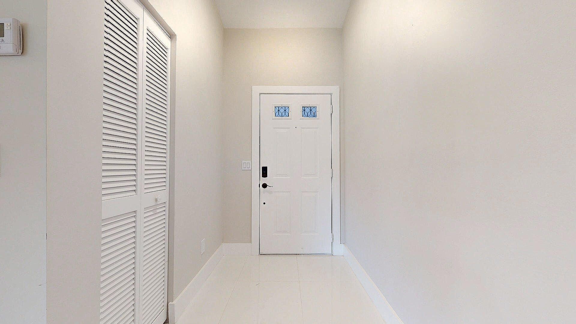 5794 W Parkwalk Cir W E, Boynton Beach, FL 33472 Photo