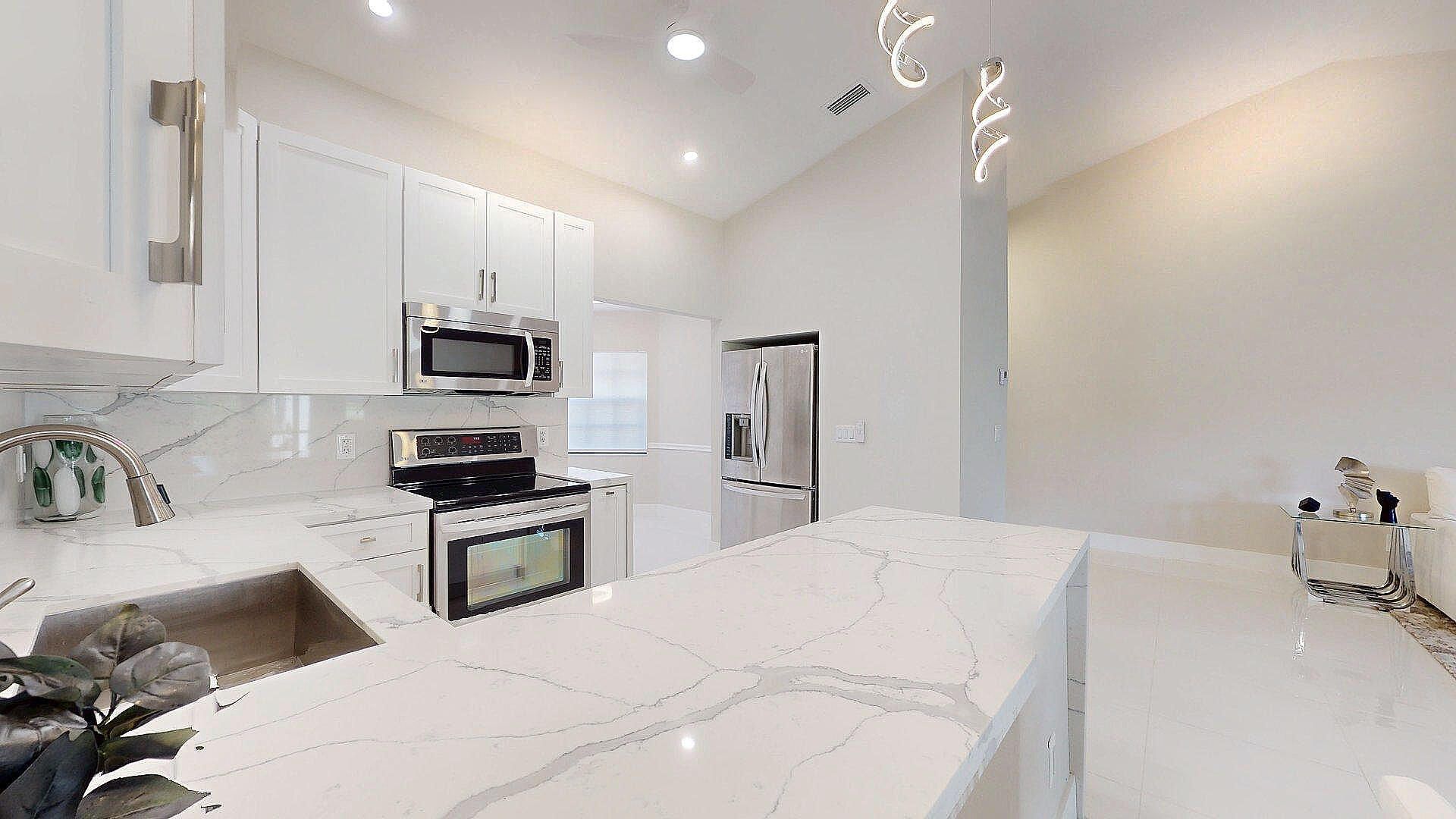 5794 W Parkwalk Cir W E, Boynton Beach, FL 33472 Photo