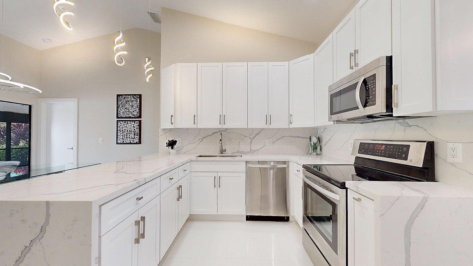 5794 W Parkwalk Cir W E, Boynton Beach, FL 33472 Photo