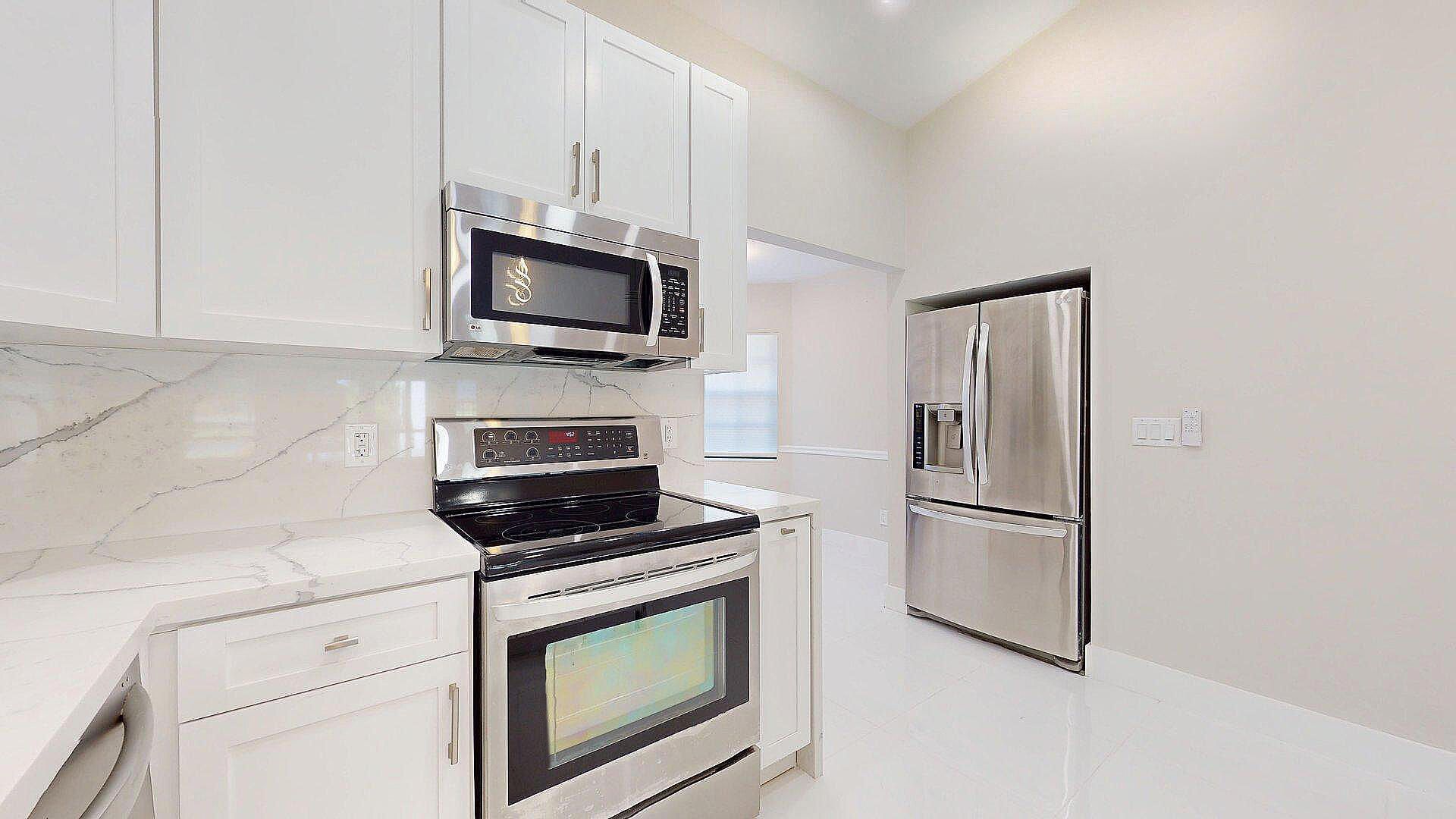 5794 W Parkwalk Cir W E, Boynton Beach, FL 33472 Photo
