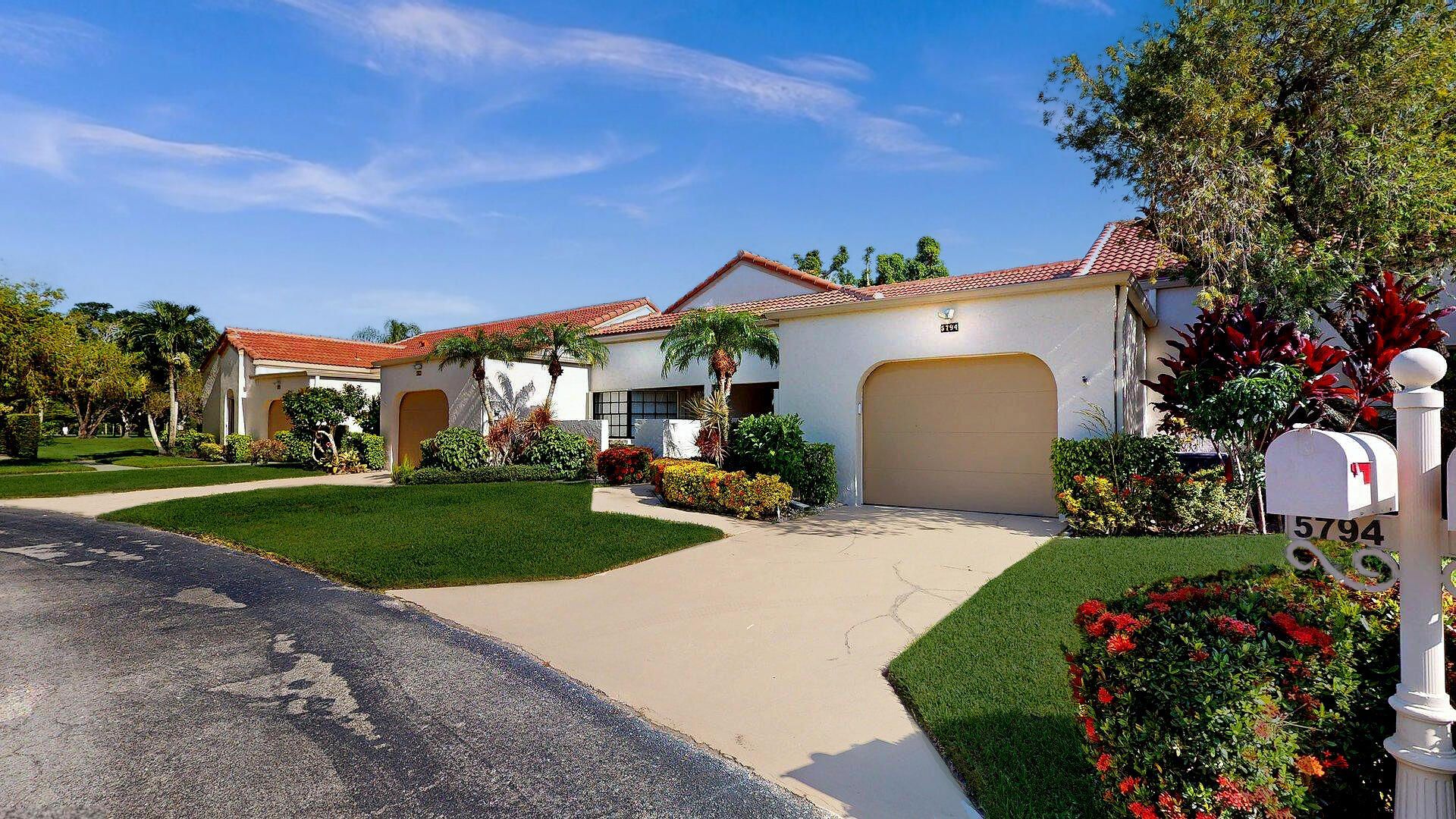 5794 W Parkwalk Cir W E, Boynton Beach, FL 33472 Photo