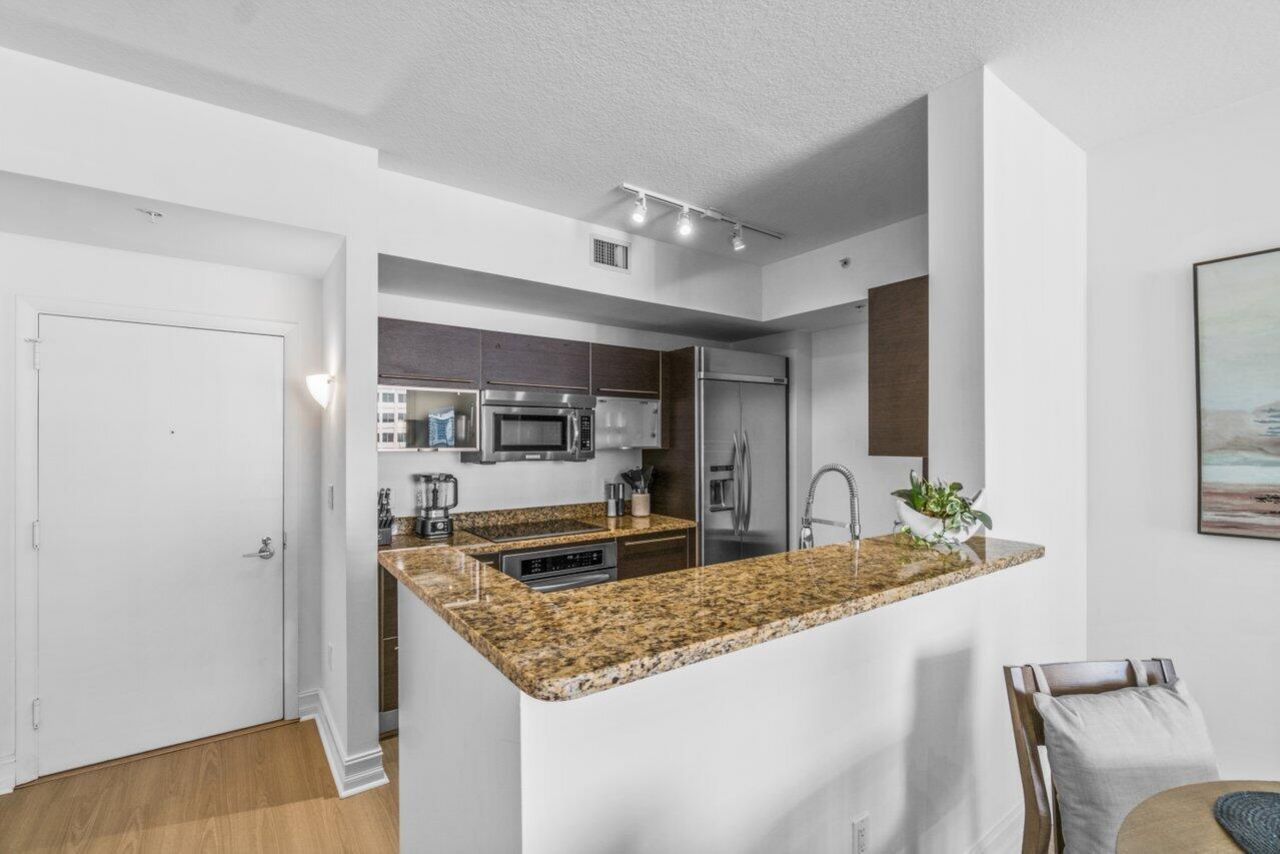 550 Okeechobee Boulevard, Unit 1508, West Palm Beach, FL 33401 Photo