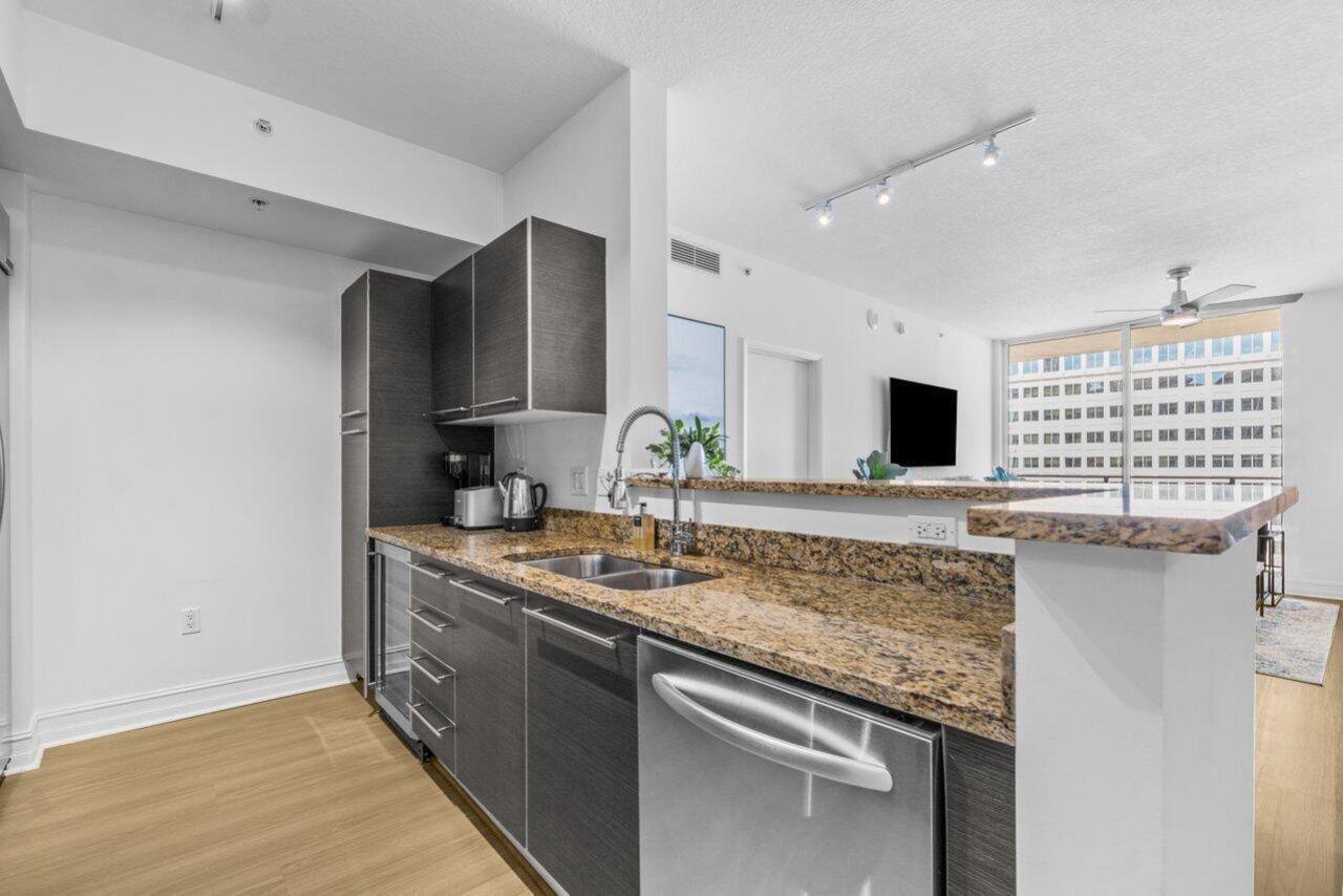 550 Okeechobee Boulevard, Unit 1508, West Palm Beach, FL 33401 Photo