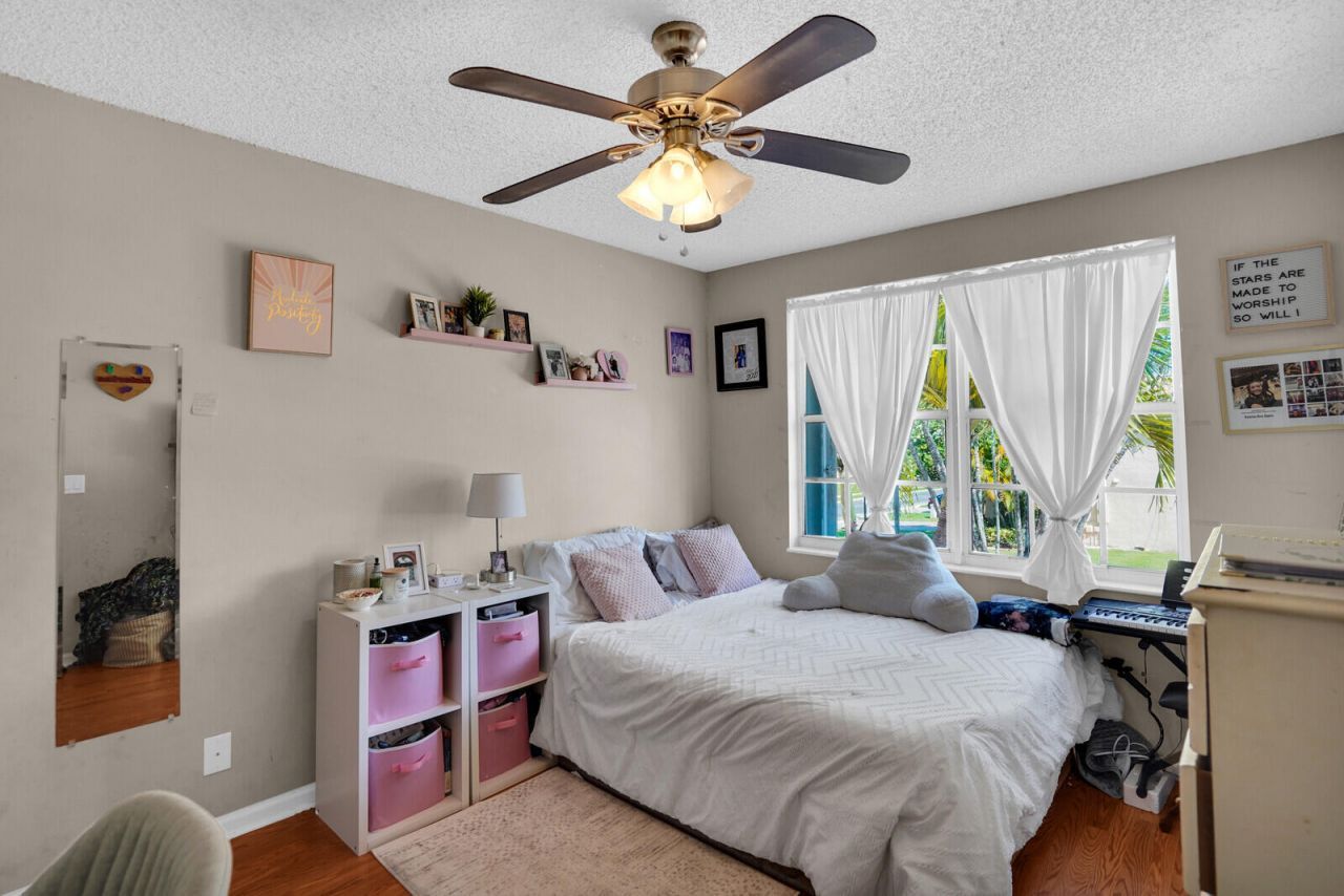 3331 Commodore Court, West Palm Beach, FL 33411 Photo