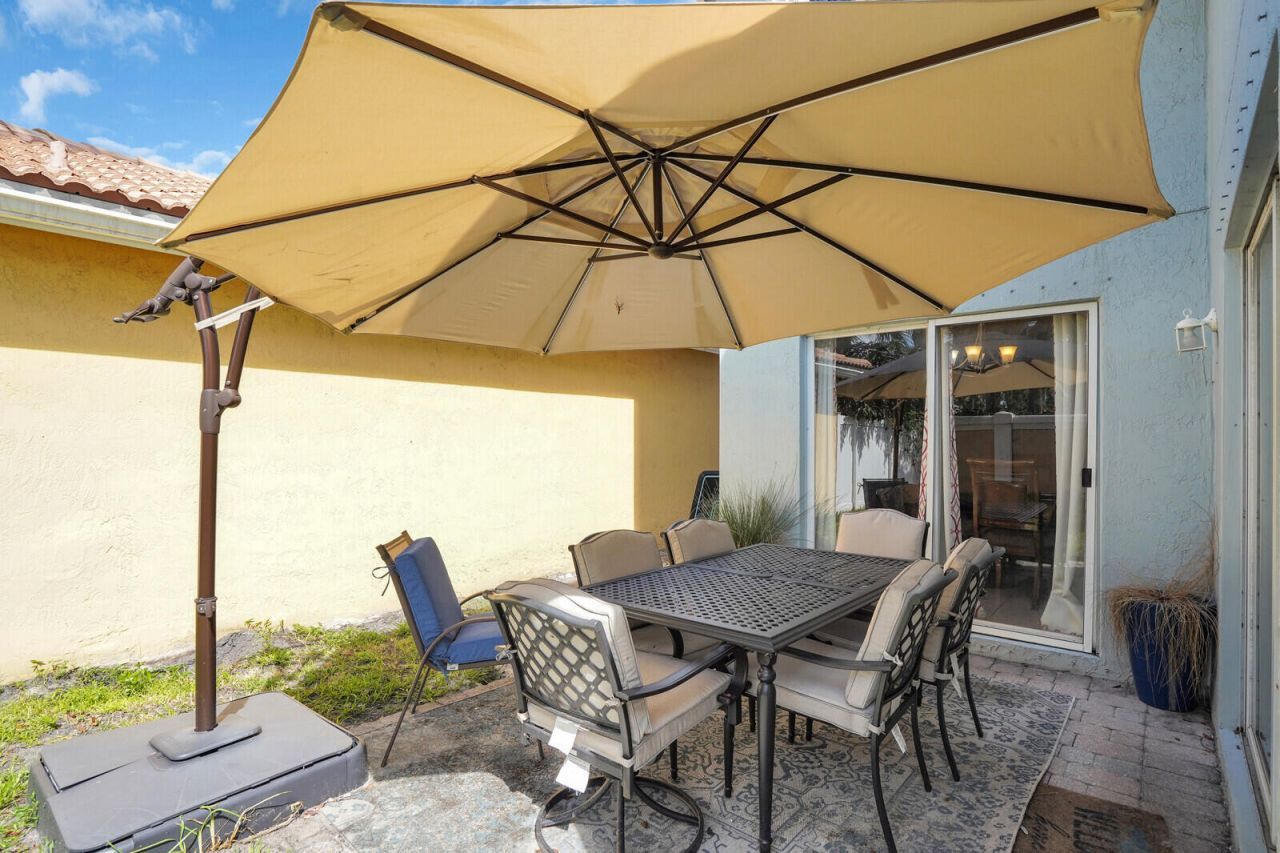 3331 Commodore Court, West Palm Beach, FL 33411 Photo