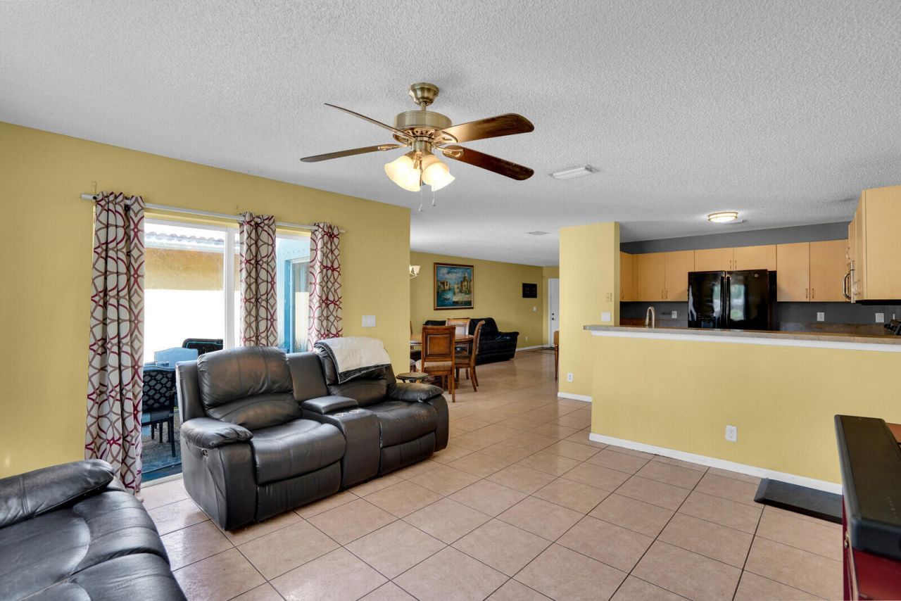 3331 Commodore Court, West Palm Beach, FL 33411 Photo