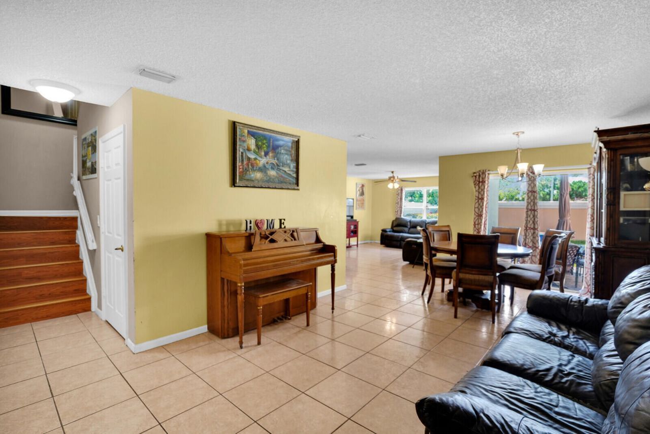 3331 Commodore Court, West Palm Beach, FL 33411 Photo