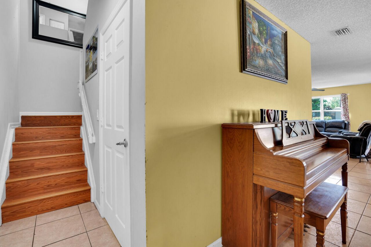 3331 Commodore Court, West Palm Beach, FL 33411 Photo