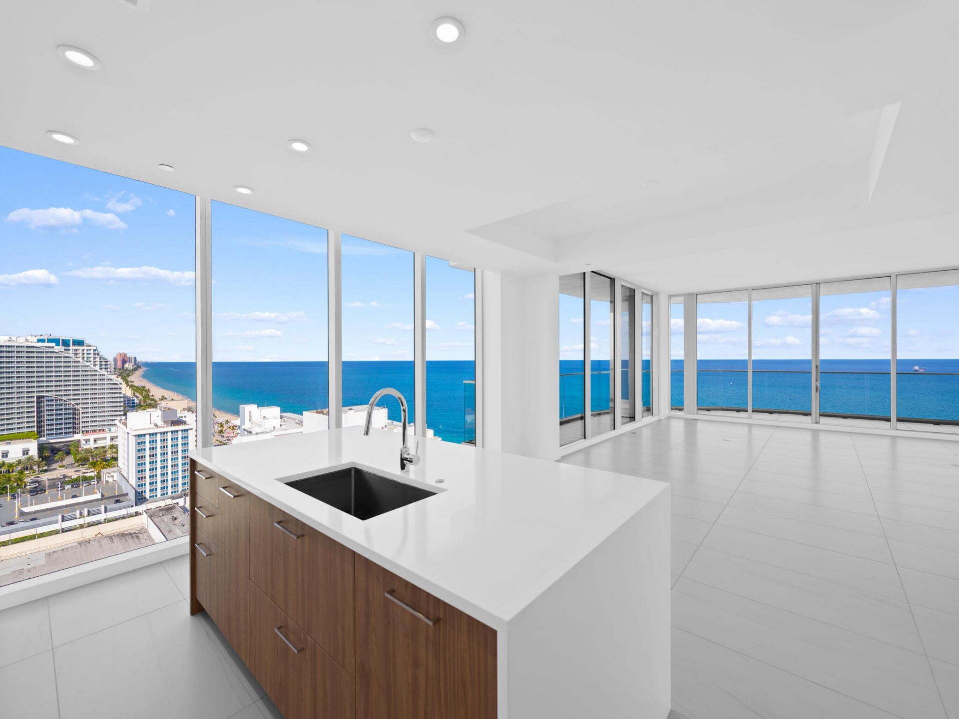 151 N Seabreeze Boulevard, Unit 1904e, Fort Lauderdale, FL 33304 Photo