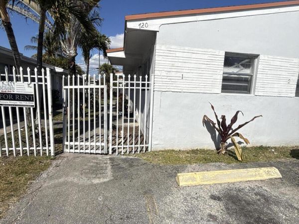 720 SW 7th Street, Unit 1, Dania Beach, FL 33004